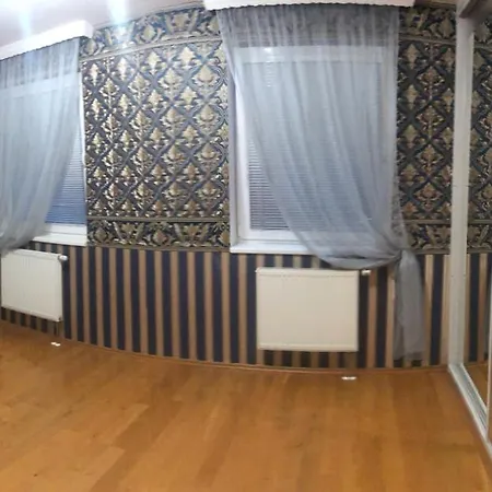 Emerald Apartment